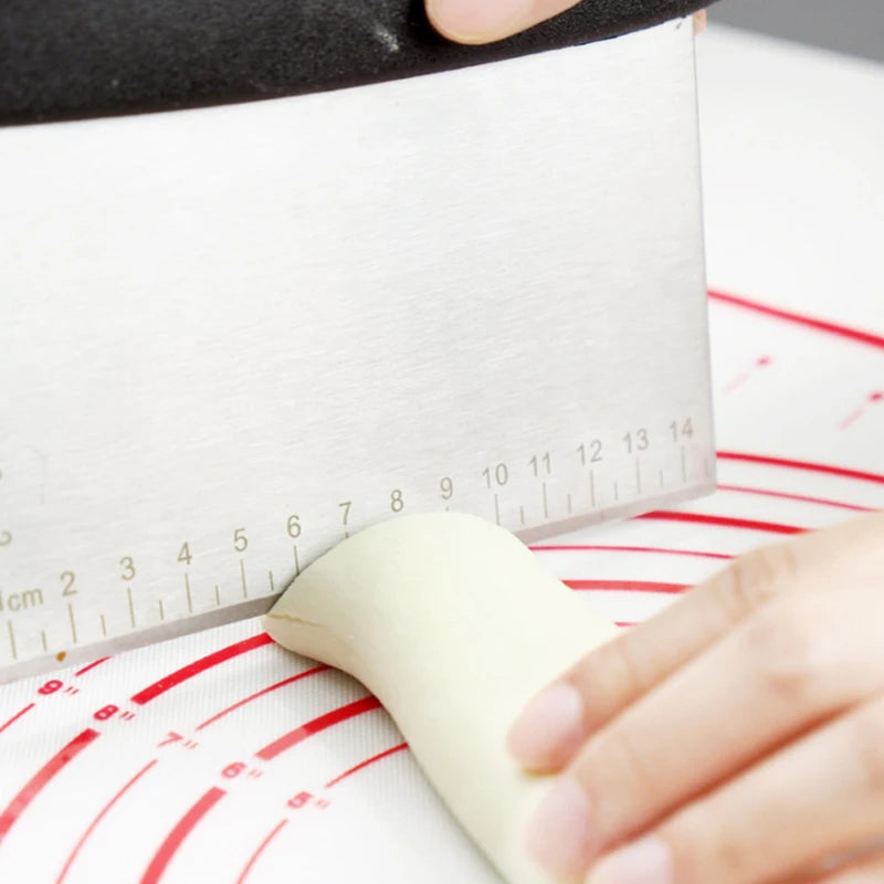 PrepEdge™ Stainless Steel Chef’s Bench Scraper (15 cm)